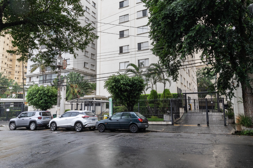 Apartamento à venda com 3 quartos, 75m² - Foto 8