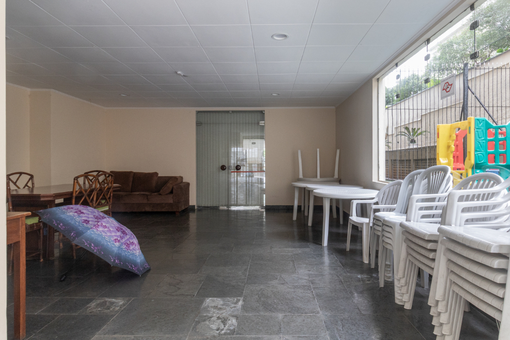 Apartamento à venda com 3 quartos, 75m² - Foto 17