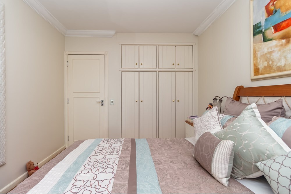 Apartamento à venda em São Paulo, Moema, com 4 quartos, 198m² - Carreyra Imobiliaria