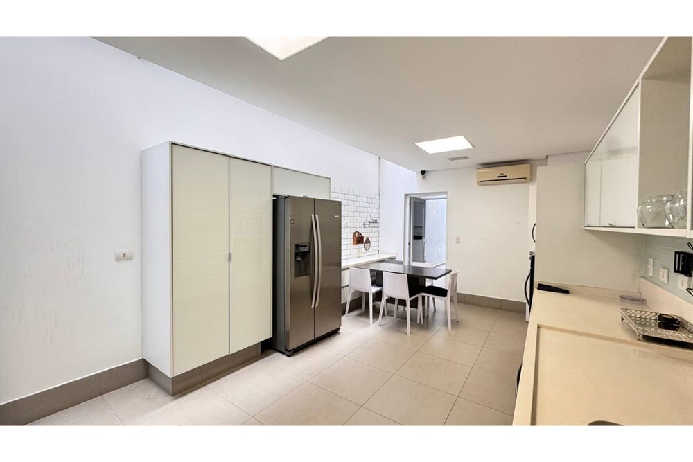 Casa, 4 quartos, 600 m² - Foto 29