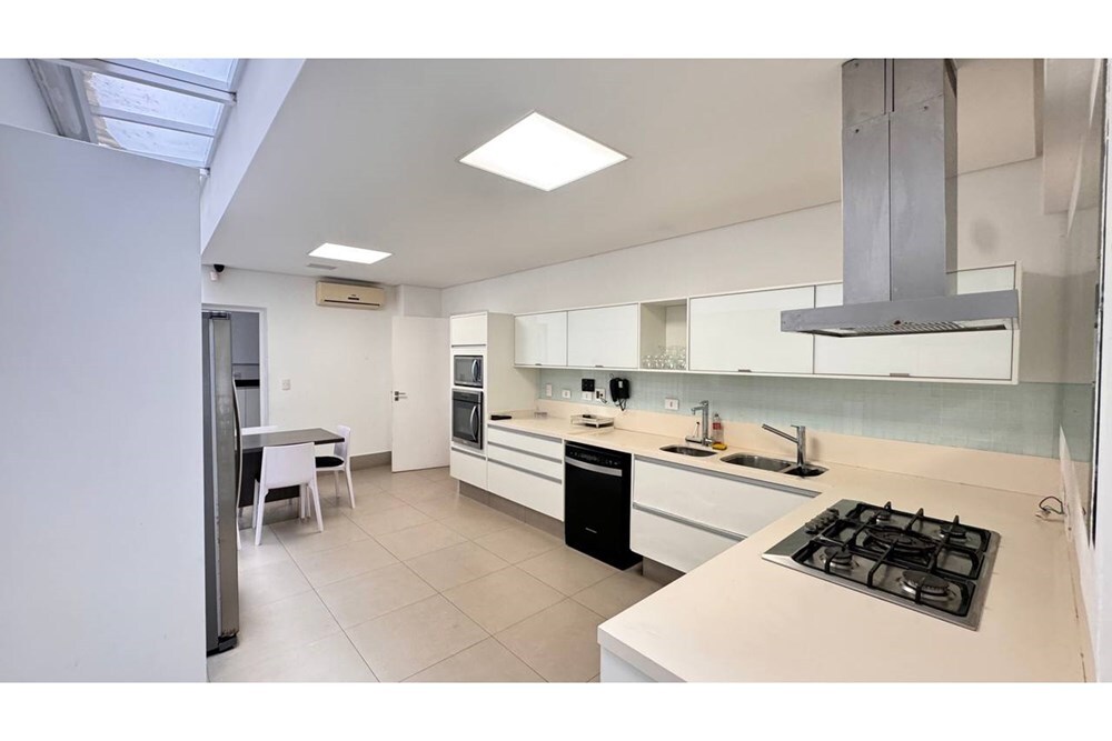 Casa, 4 quartos, 600 m² - Foto 30