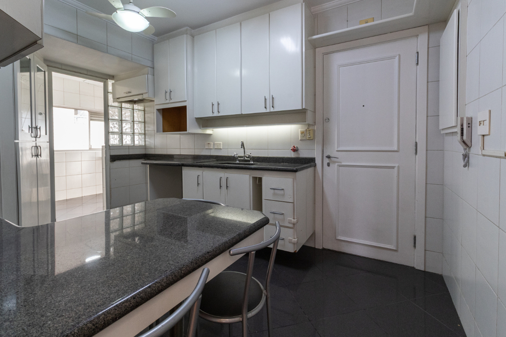 Cobertura à venda com 3 quartos, 218m² - Foto 19