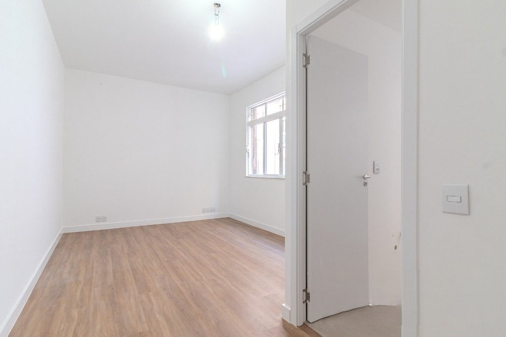 Apartamento para venda no bairro Centro Histórico em Porto Alegre