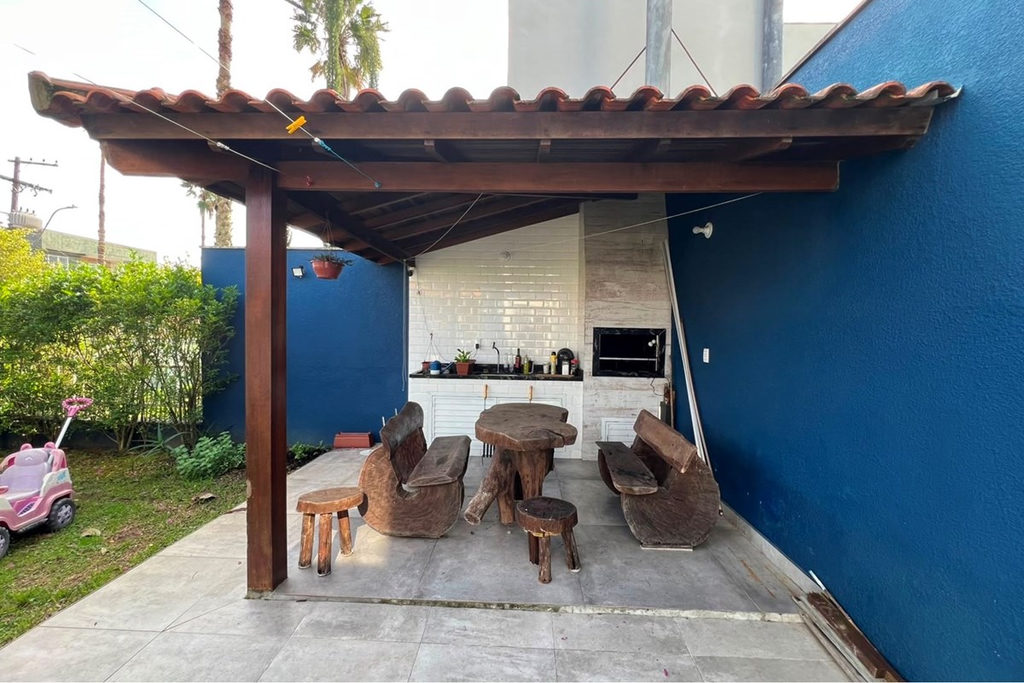 Casa em Condomínio para venda no bairro Lomba do Pinheiro em Porto Alegre