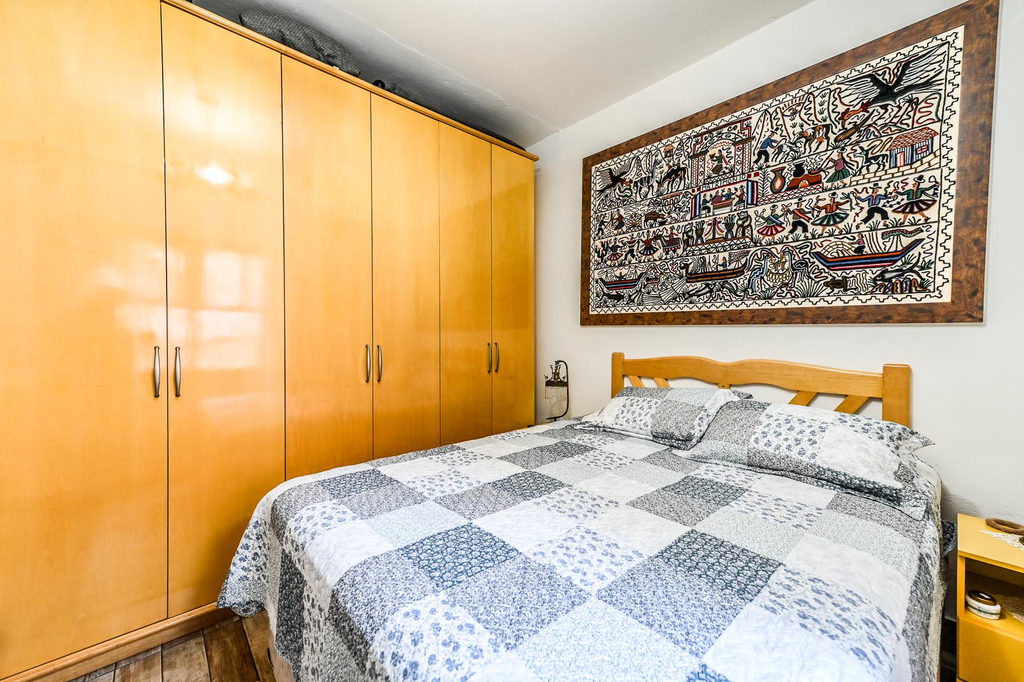 Casa para venda no bairro Menino Deus em Porto Alegre