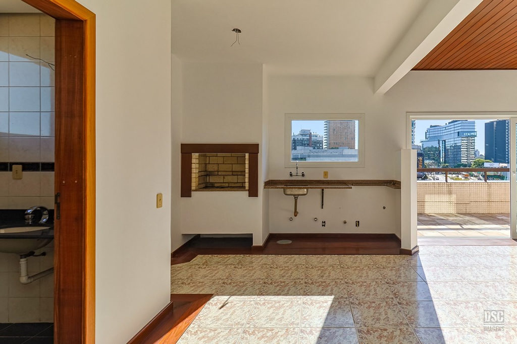 Cobertura Duplex para venda no bairro Petrópolis em Porto Alegre