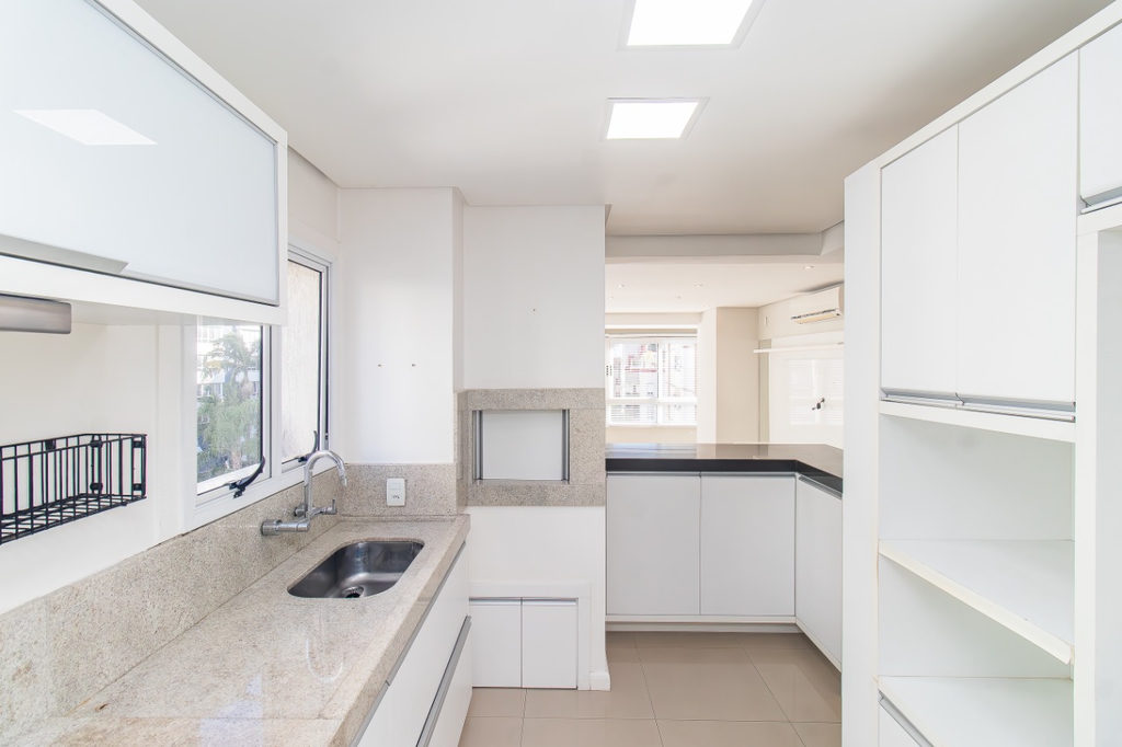 Apartamento para venda no bairro Rio Branco em Porto Alegre