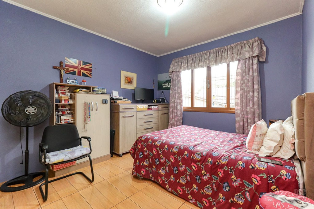 Casa para venda no bairro Vila Jardim em Porto Alegre