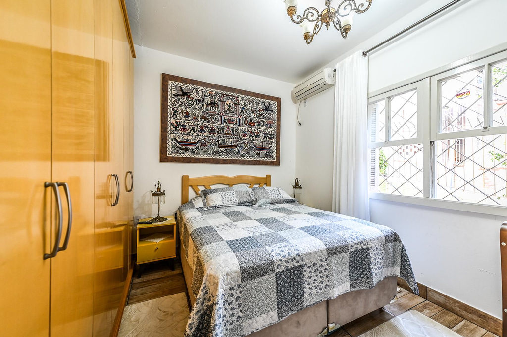 Casa para venda no bairro Menino Deus em Porto Alegre