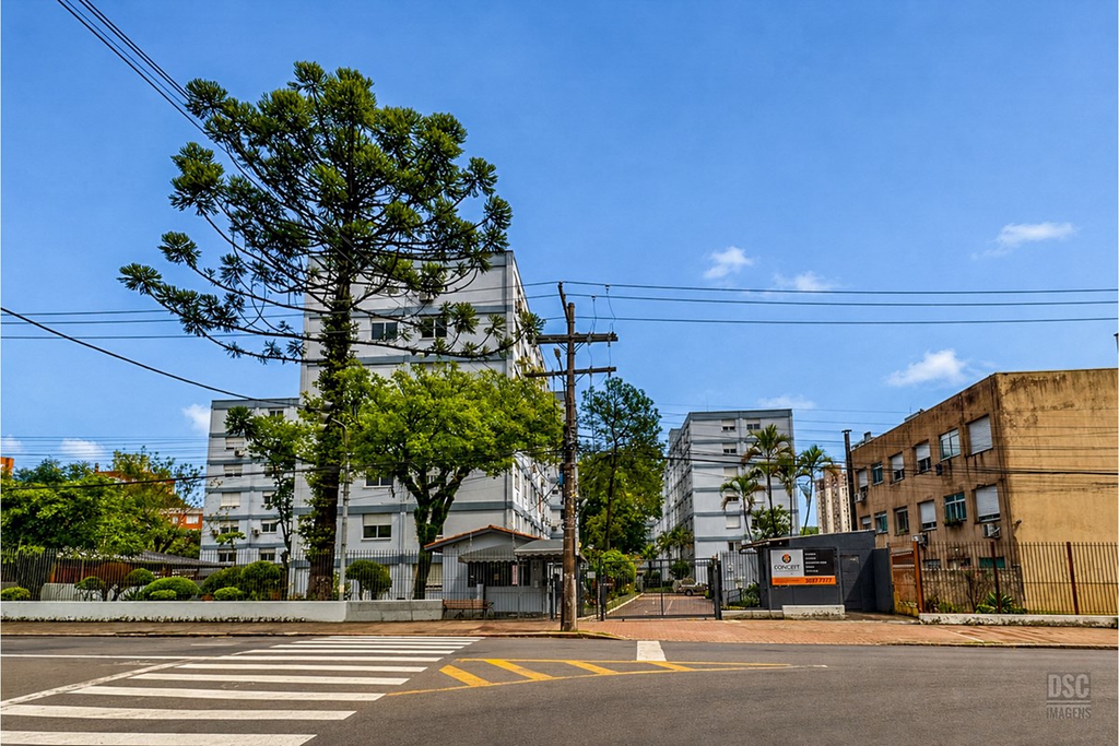 Apartamento para venda no bairro Partenon em Porto Alegre