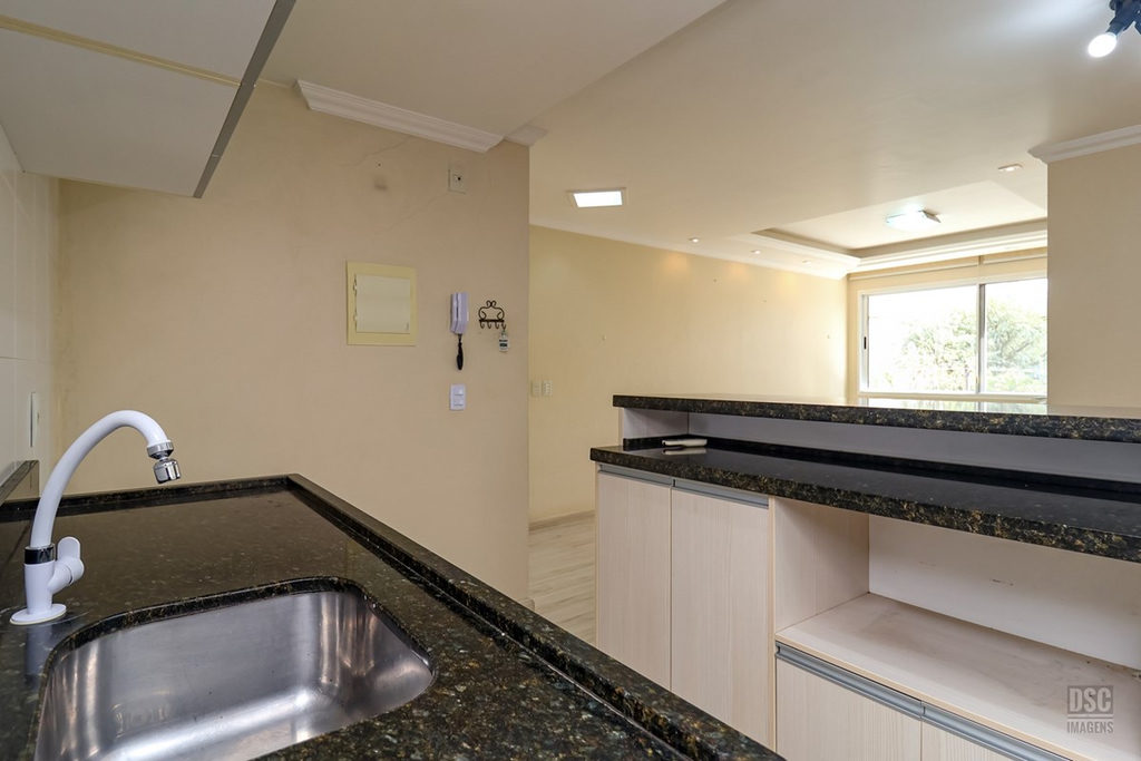 Apartamento para venda no bairro Vila Ipiranga em Porto Alegre