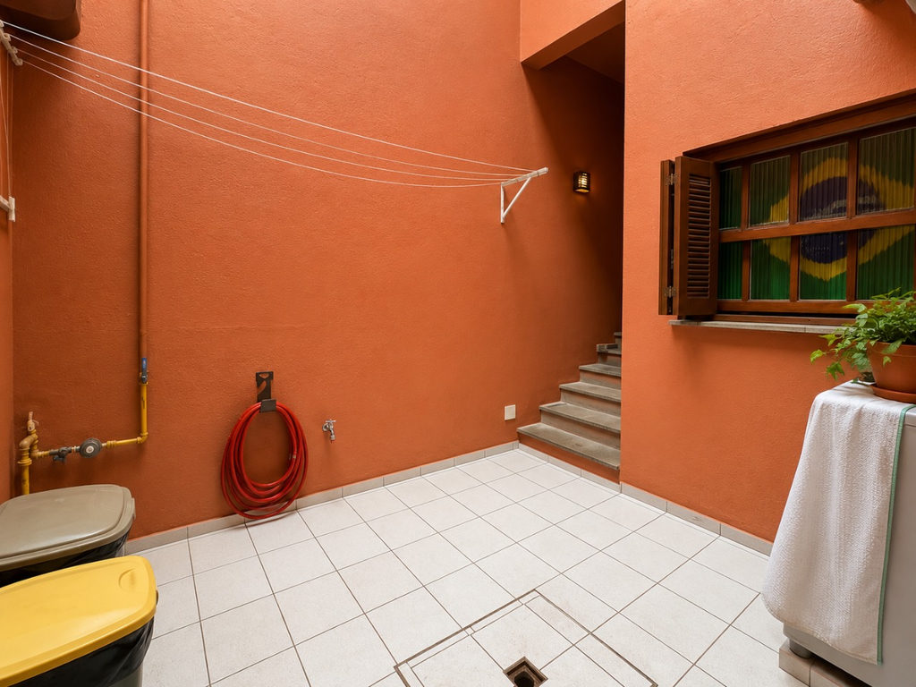 Casa em Condomínio para venda no bairro Santa Tereza em Porto Alegre