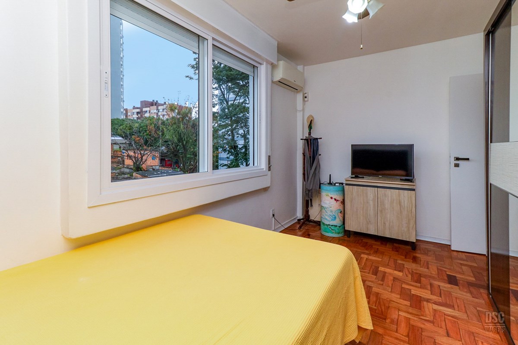 Apartamento para venda no bairro Partenon em Porto Alegre