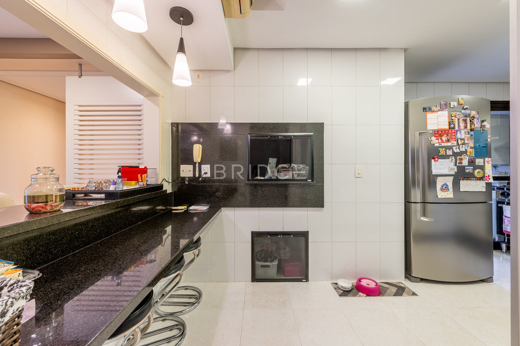 Apartamento para venda no bairro Mont Serrat em Porto Alegre