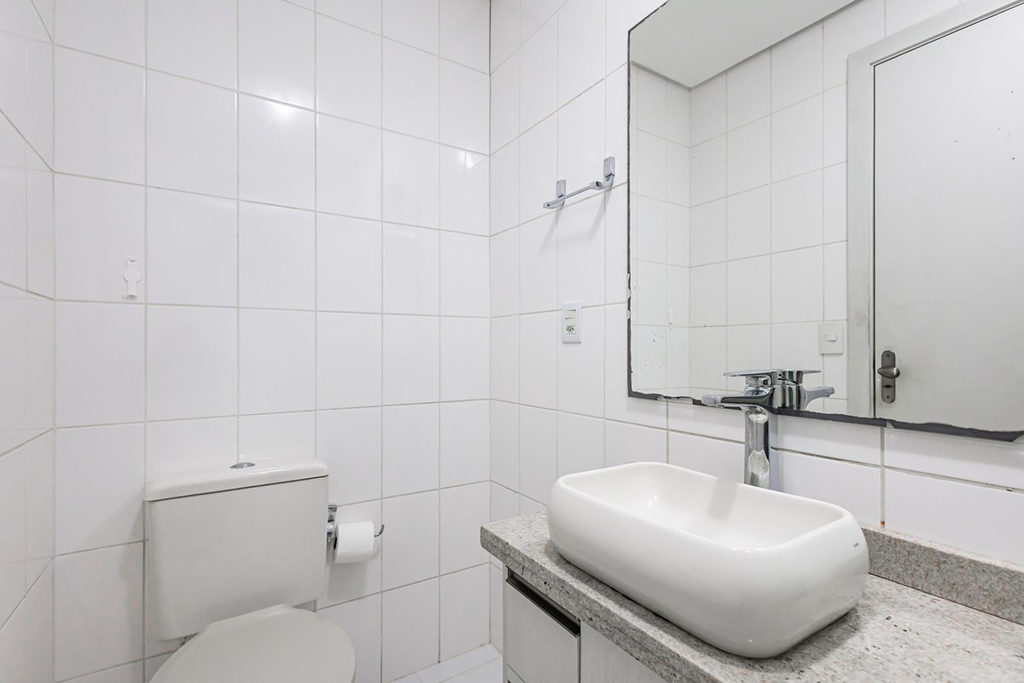 Apartamento para venda no bairro Passo da Areia em Porto Alegre