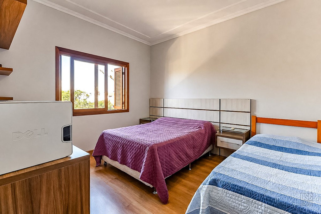 Casa para venda no bairro Jardim Planalto em Porto Alegre