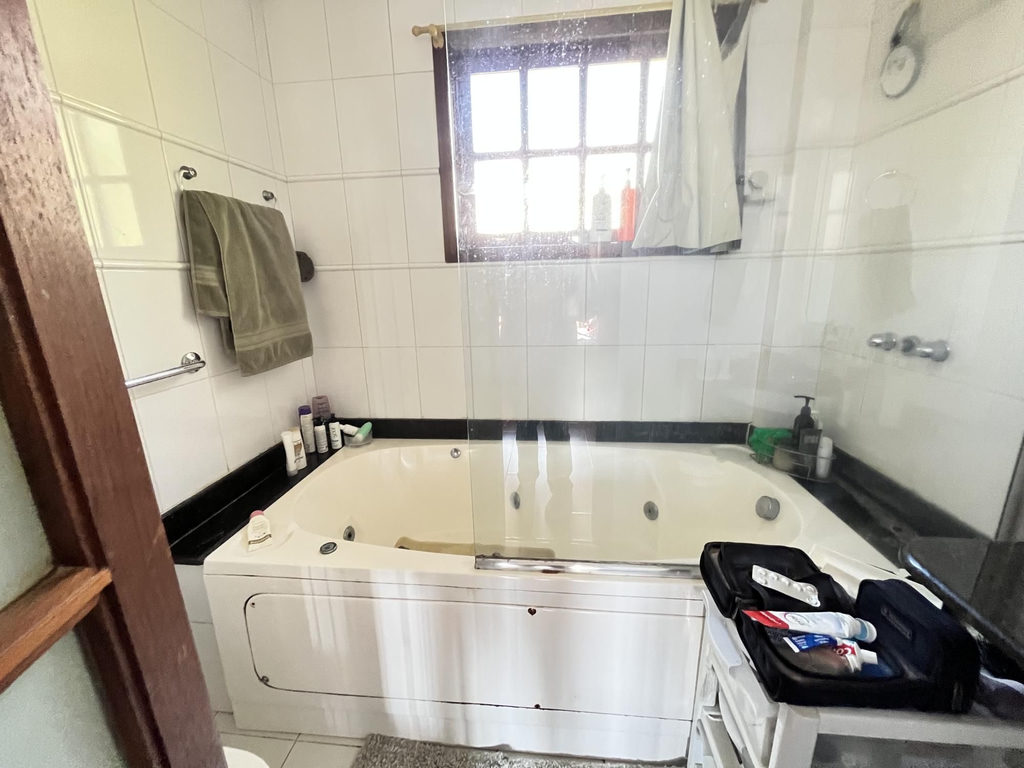 Casa em Condomínio para venda no bairro Santa Tereza em Porto Alegre
