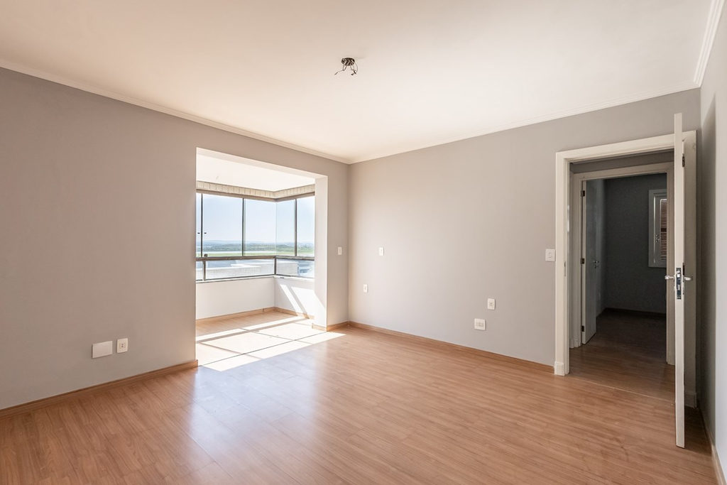 Cobertura Duplex para venda no bairro Jardim Lindóia em Porto Alegre