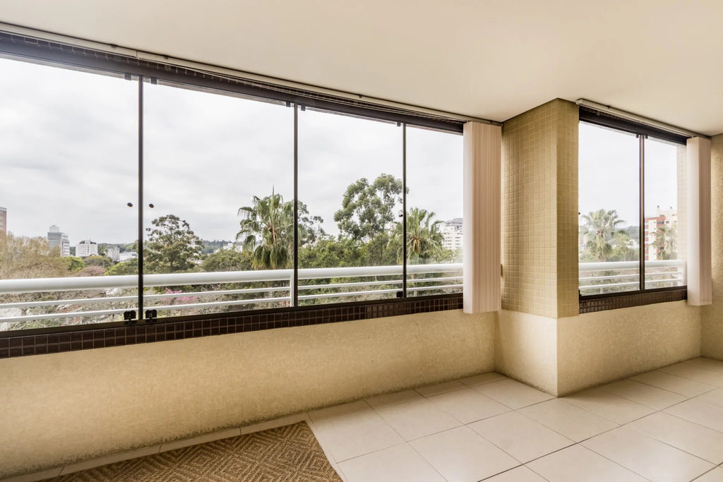 Apartamento para venda no bairro Menino Deus em Porto Alegre
