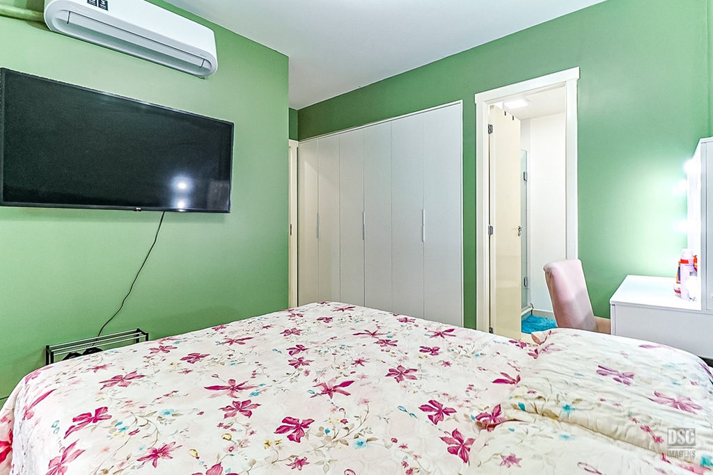 Apartamento para venda no bairro Vila Ipiranga em Porto Alegre