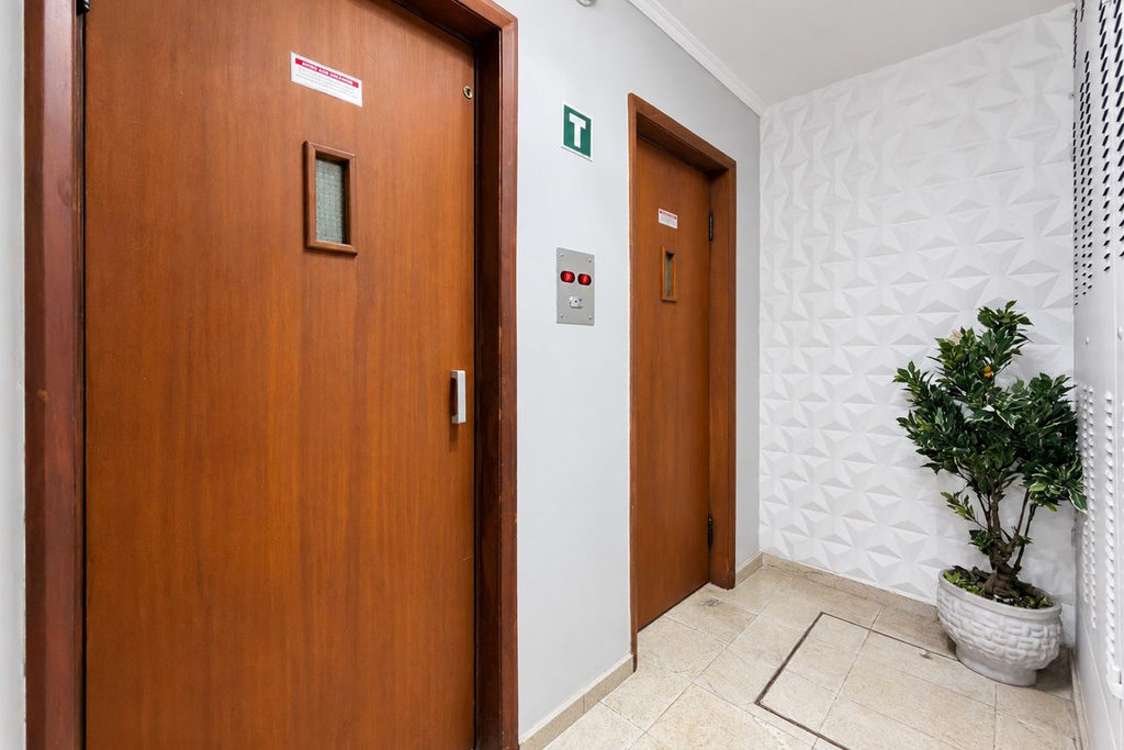 Apartamento para venda no bairro Centro Histórico em Porto Alegre