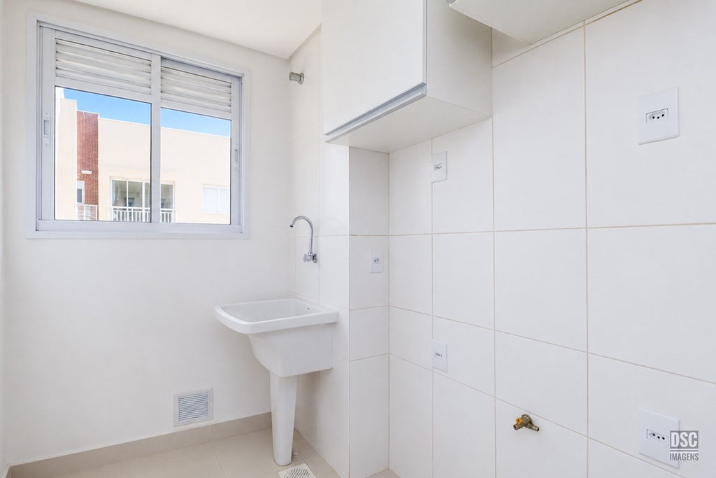 Apartamento para venda no bairro Vila Nova em Porto Alegre