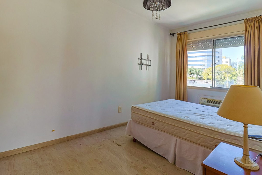 Apartamento para venda no bairro Passo da Areia em Porto Alegre