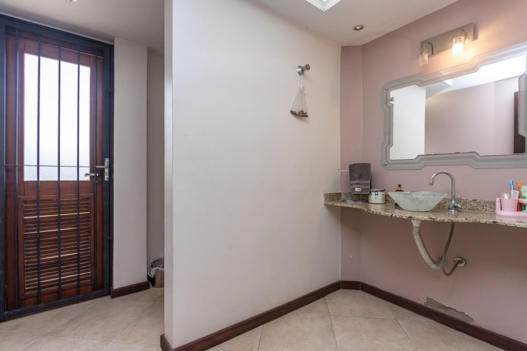 Casa para venda no bairro Teresópolis em Porto Alegre
