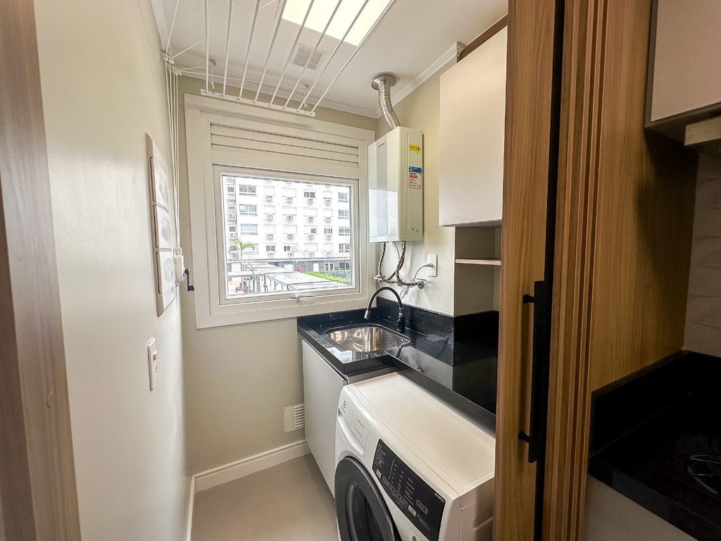 Apartamento para venda no bairro Jardim do Salso em Porto Alegre
