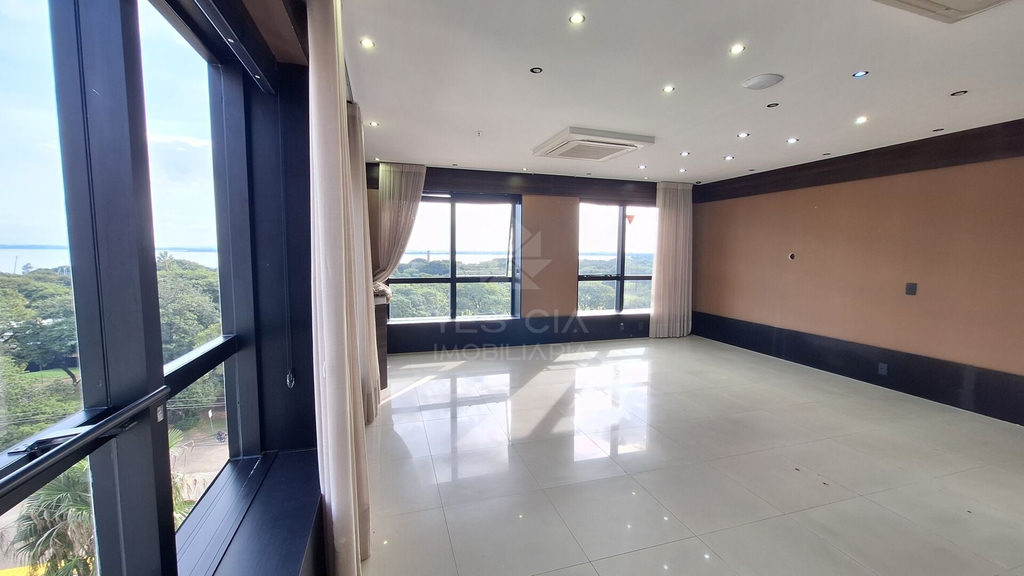 Sala para venda no bairro Praia de Belas em Porto Alegre