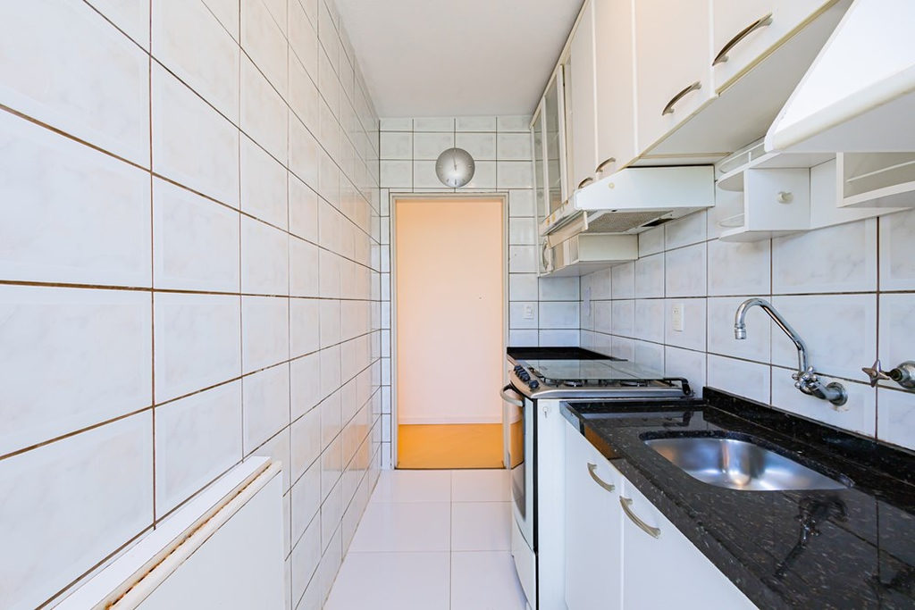Apartamento para venda no bairro Jardim Itu Sabará em Porto Alegre