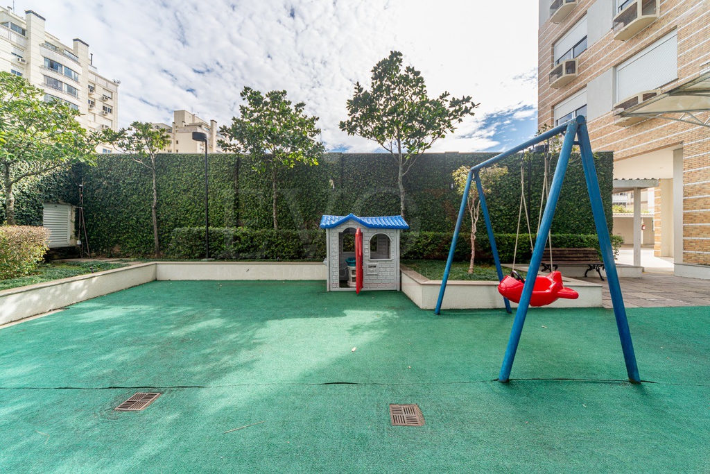 Apartamento para venda no bairro Jardim Botânico em Porto Alegre