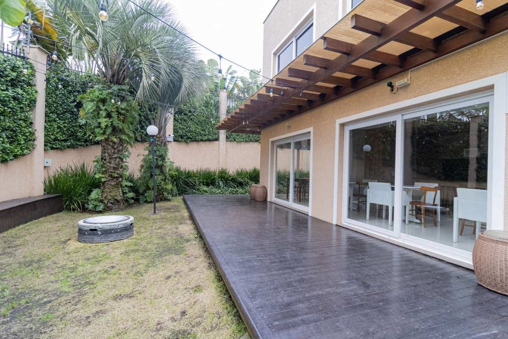 Casa em Condomínio para venda no bairro Morro Santana em Porto Alegre