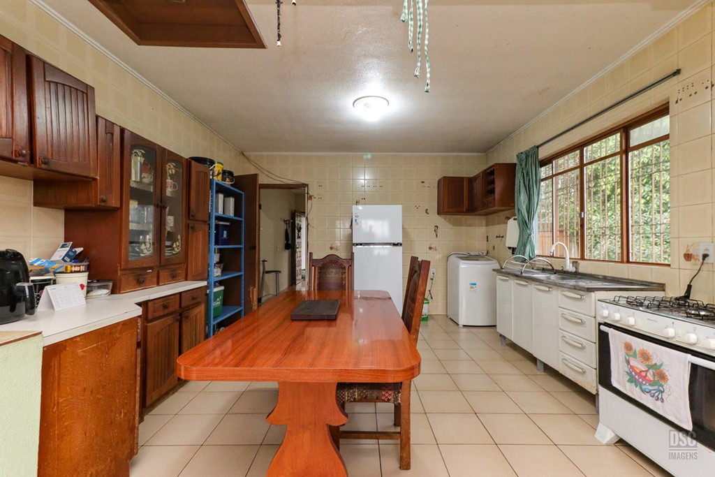 Casa para venda no bairro Vila Jardim em Porto Alegre