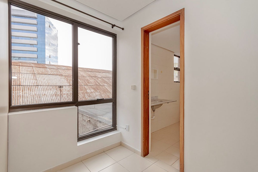 Sala para venda no bairro Floresta em Porto Alegre