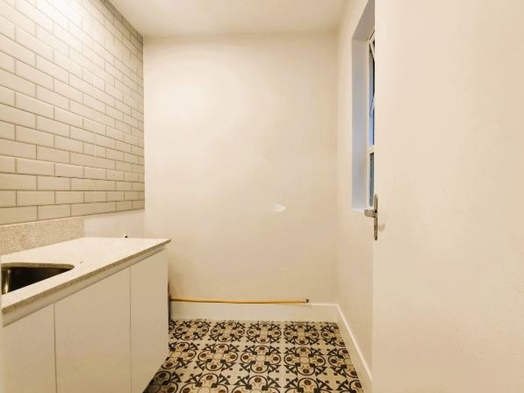 Apartamento para venda no bairro Floresta em Porto Alegre
