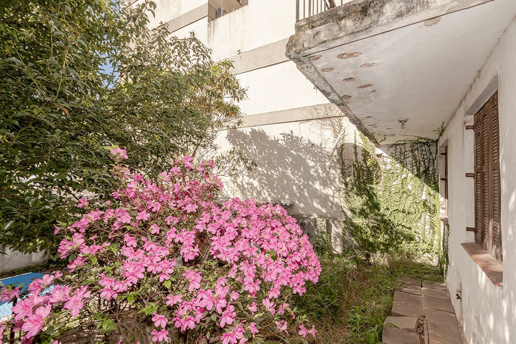Casa para venda no bairro Floresta em Porto Alegre