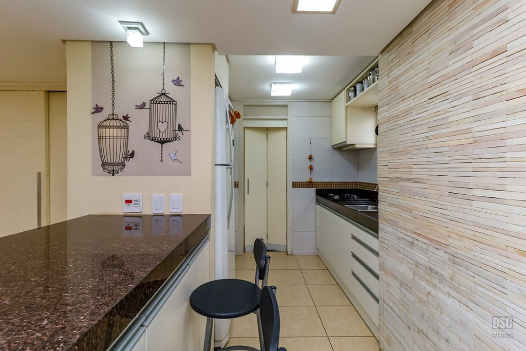 Casa para venda no bairro Jardim Itu em Porto Alegre