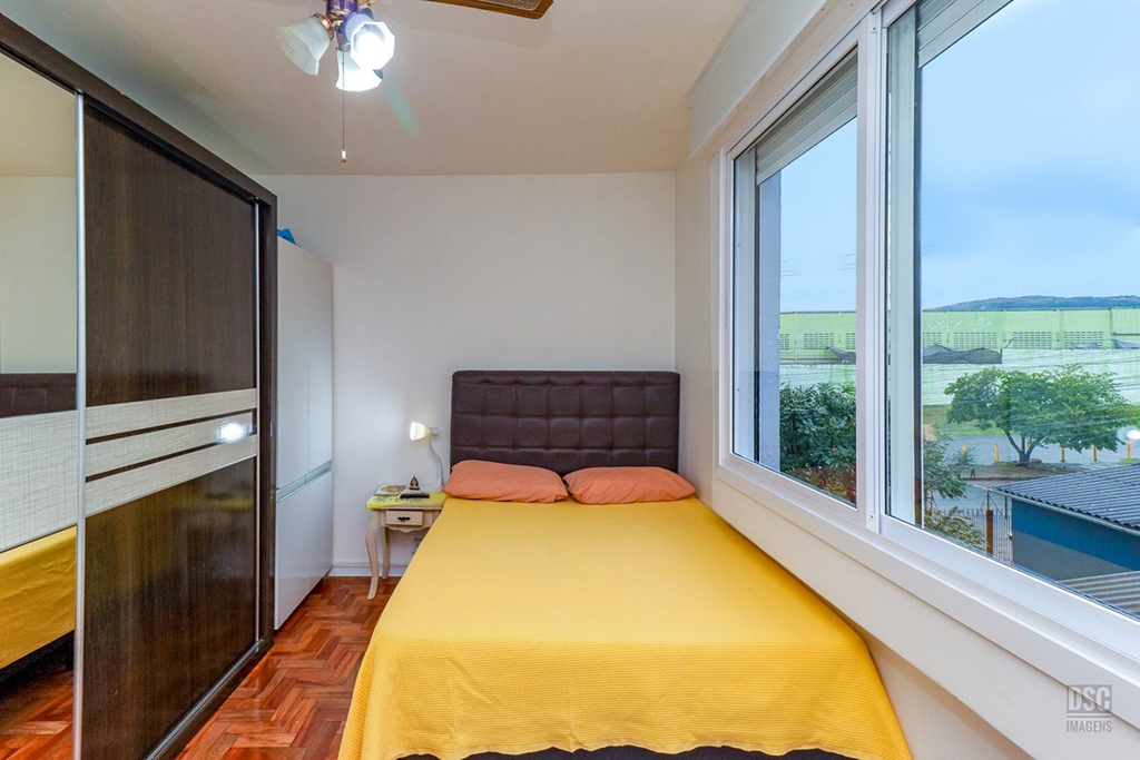 Apartamento para venda no bairro Partenon em Porto Alegre