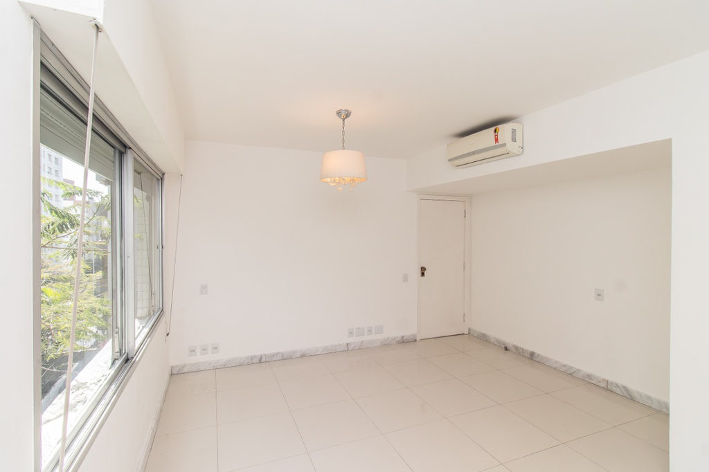 Apartamento para venda no bairro Bela Vista em Porto Alegre