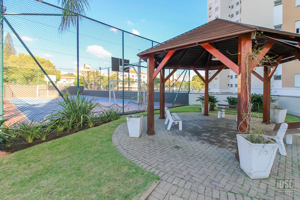 Apartamento para venda no bairro Vila Ipiranga em Porto Alegre
