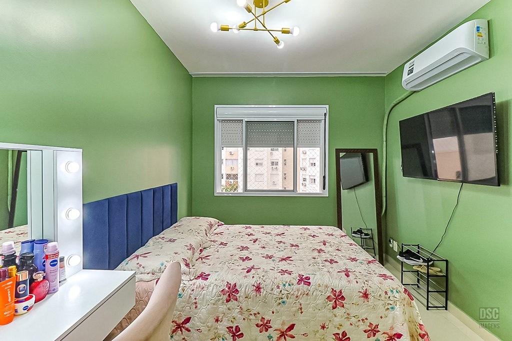 Apartamento para venda no bairro Vila Ipiranga em Porto Alegre