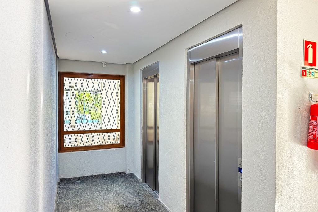 Apartamento para venda no bairro Menino Deus em Porto Alegre
