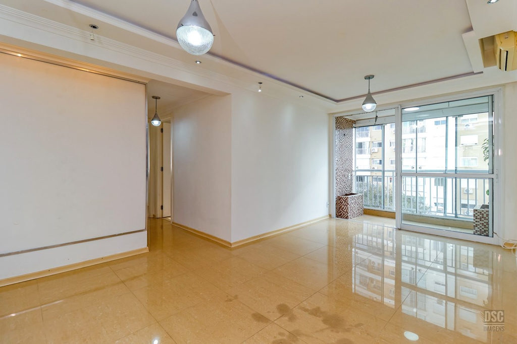Apartamento para venda no bairro Passo da Areia em Porto Alegre