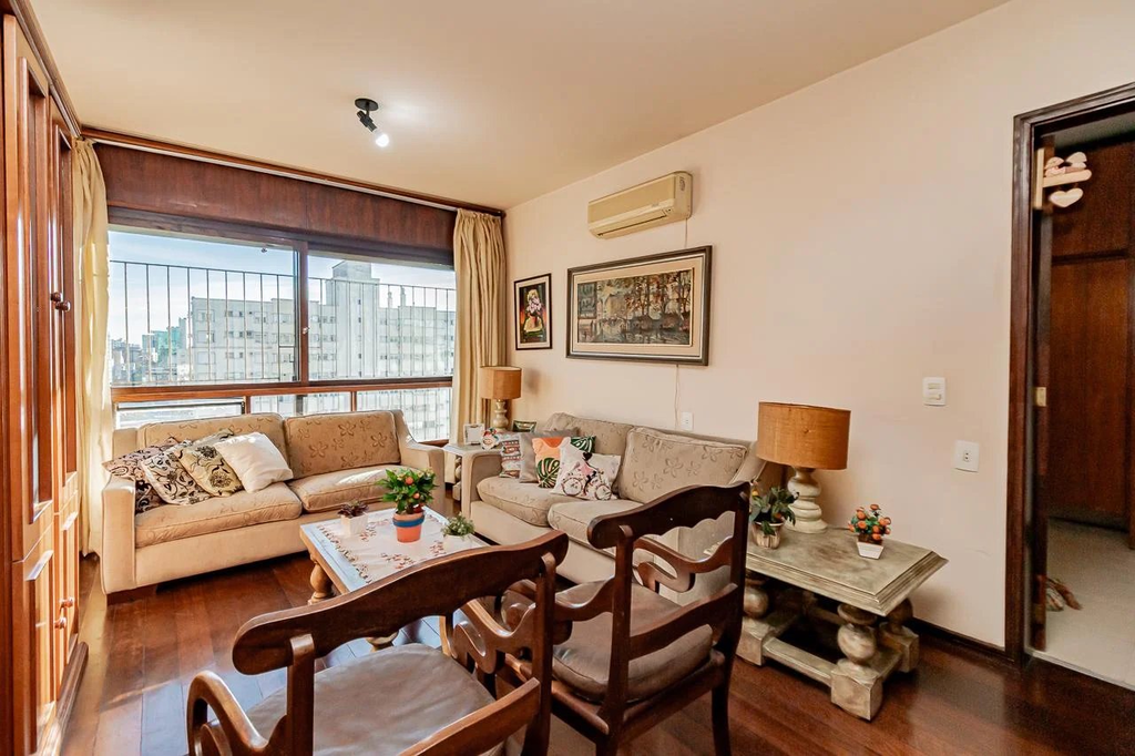 Apartamento para venda no bairro Rio Branco em Porto Alegre