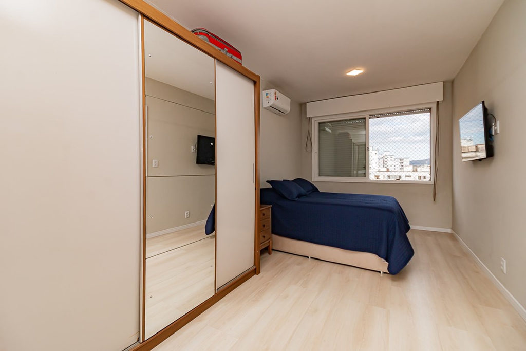 Apartamento para venda no bairro Centro Histórico em Porto Alegre