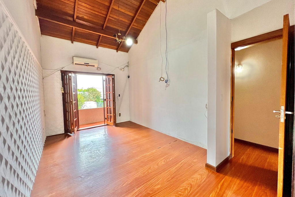 Casa para venda no bairro Estância Velha em Canoas