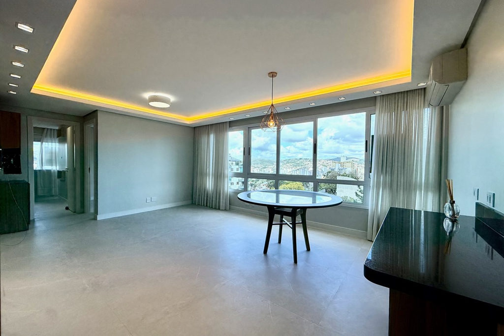 Apartamento para venda no bairro Petrópolis em Porto Alegre
