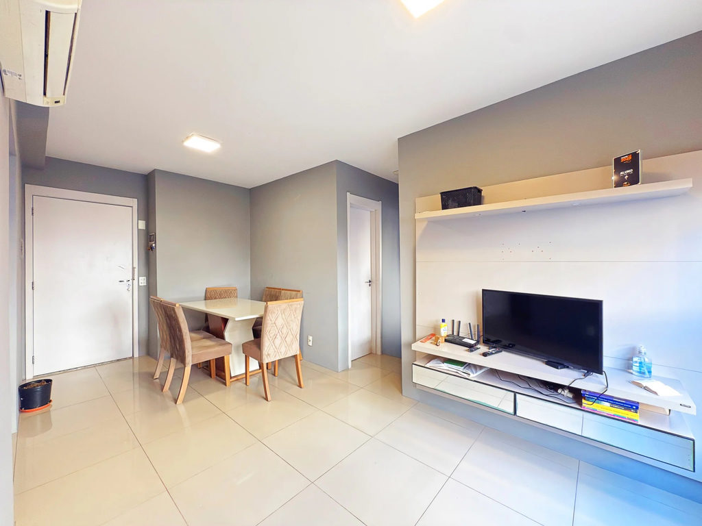 Apartamento para venda no bairro Cavalhada em Porto Alegre