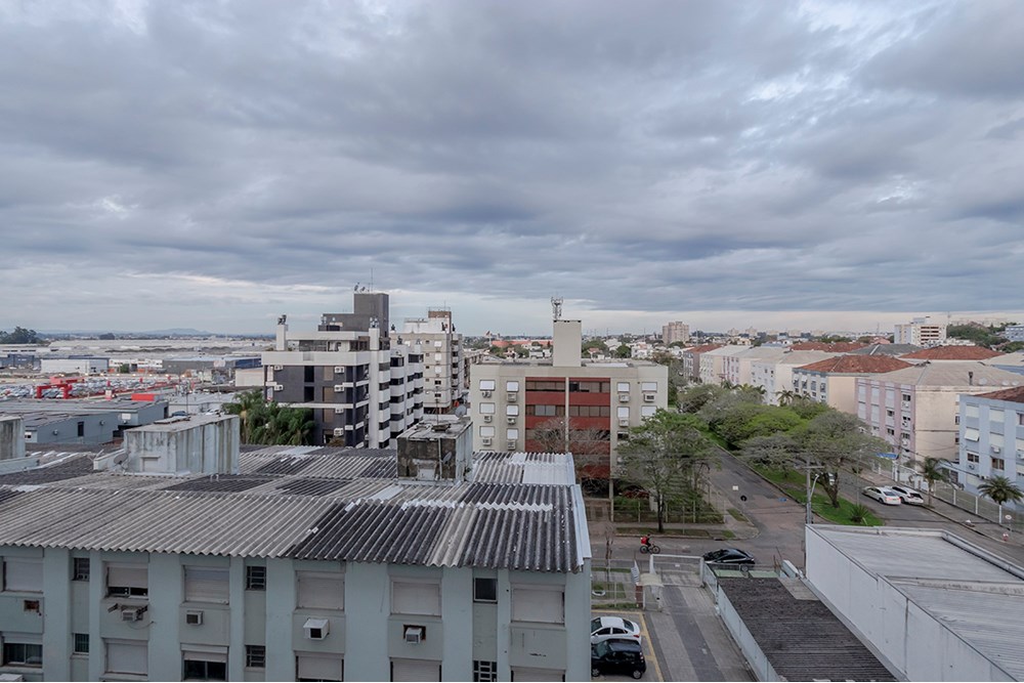 Apartamento para venda no bairro Jardim Lindóia em Porto Alegre